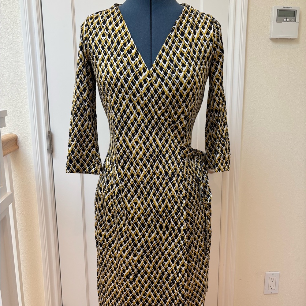 DVF Diane von Furstenberg New Julian Two Silk Wrap Dress Size 6 Y2K